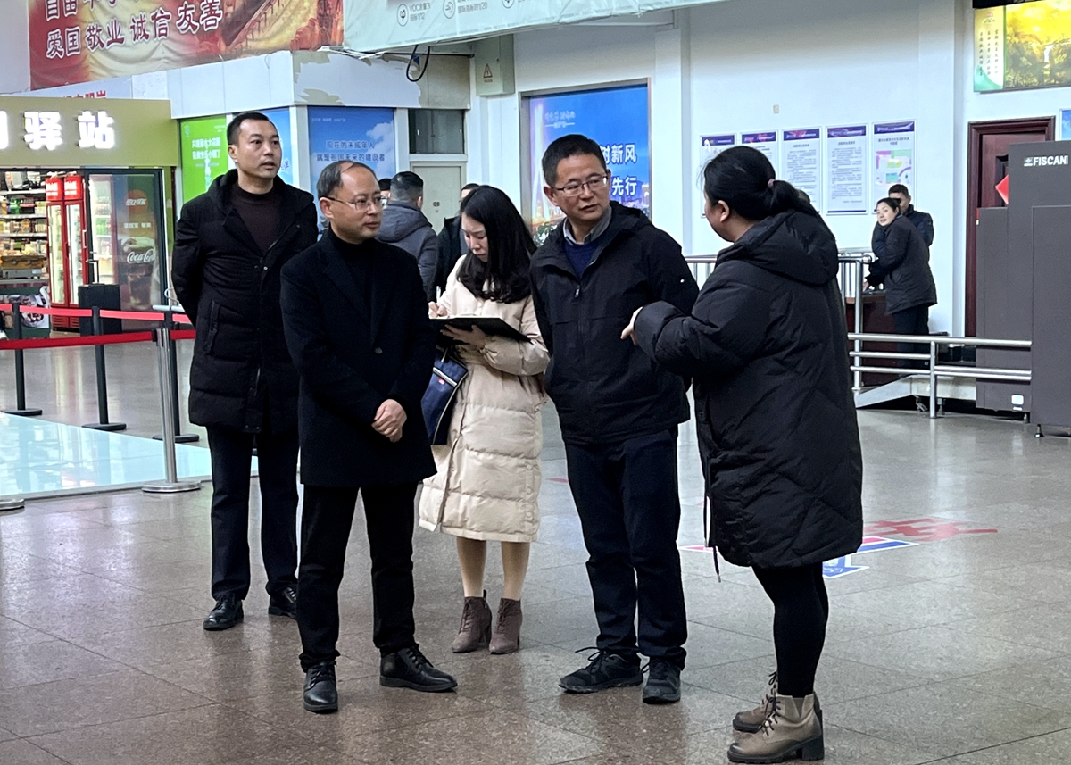 f6983e94ab0ad5d3c88d838a9402256.jpg f6983e94ab0ad5d3c88d838a9402256.jpg